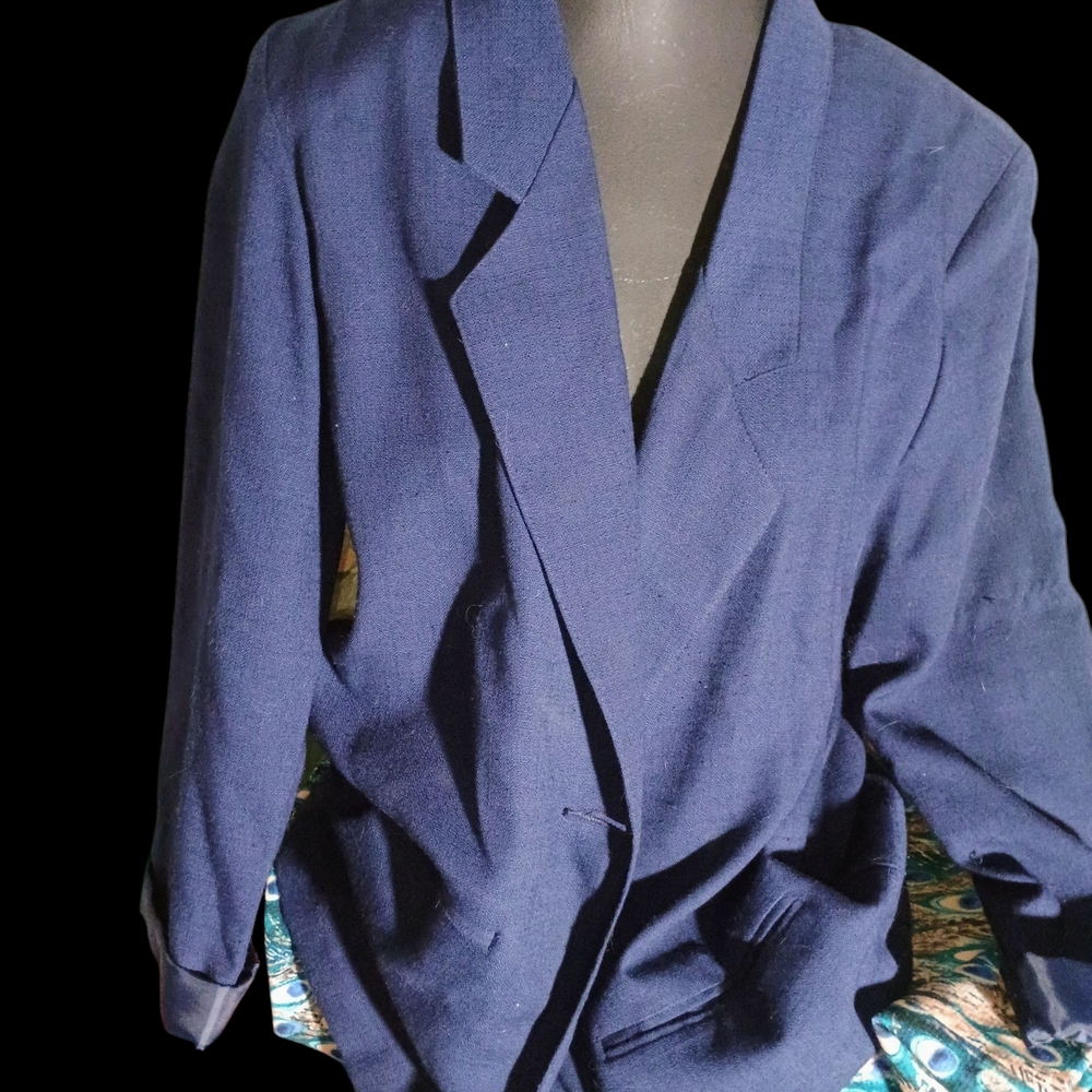 Sag Harbor Classic Navy Blazer